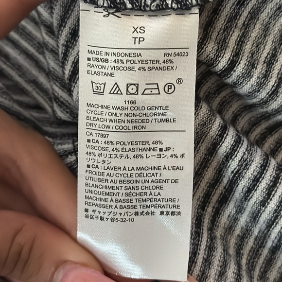 Banana‎ Republic Mockneck Shirt Womens XS Striped Sleeveless - Picture 4 of 6